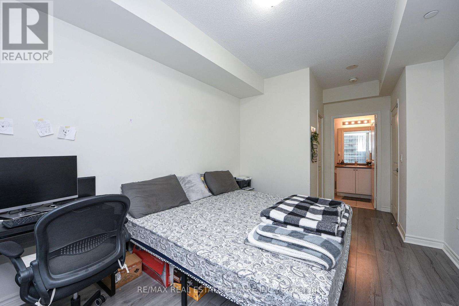 507 - 349 Rathburn Road, Mississauga, Ontario  L5B 0G9 - Photo 23 - W12616544