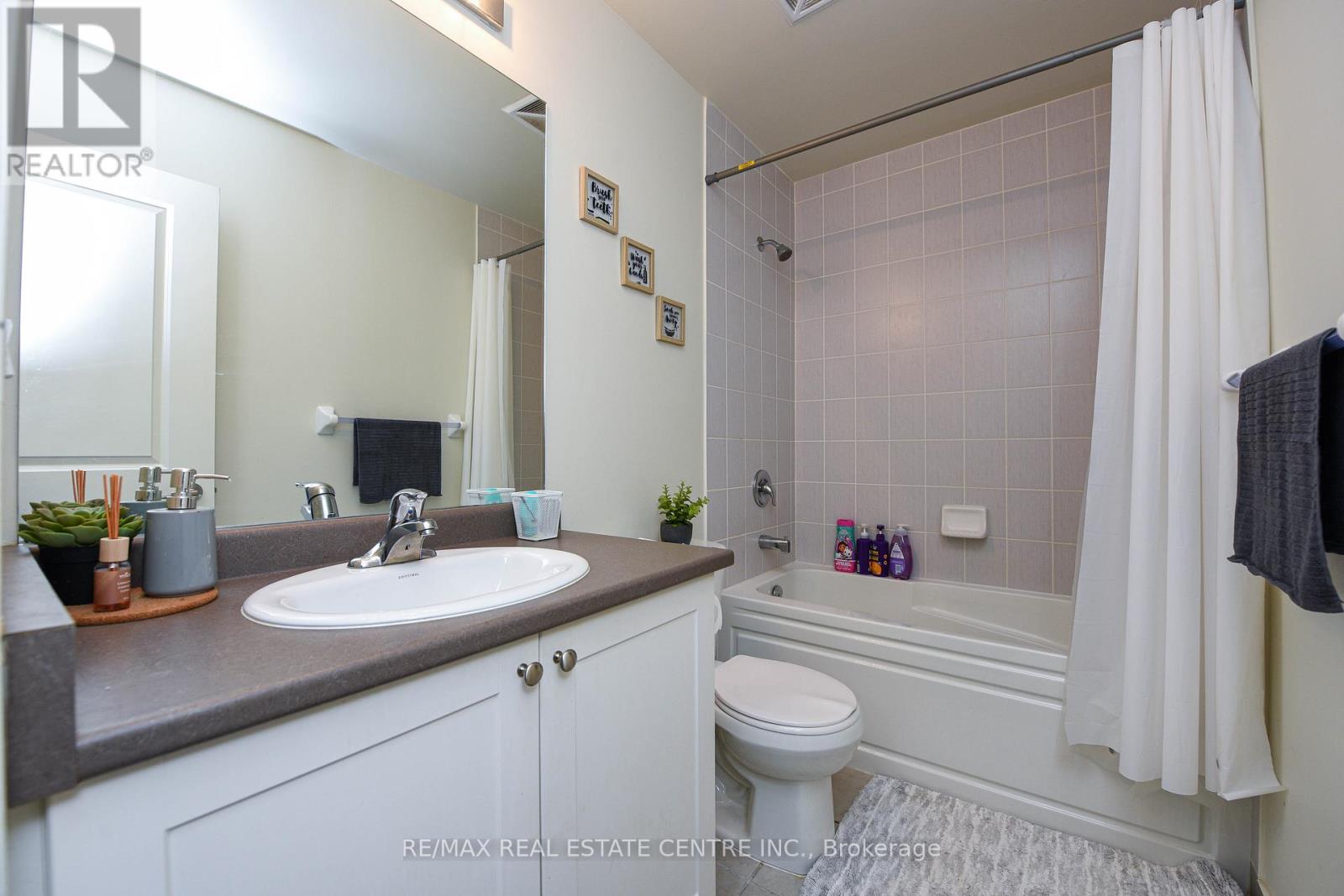 507 - 349 Rathburn Road, Mississauga, Ontario  L5B 0G9 - Photo 28 - W12616544