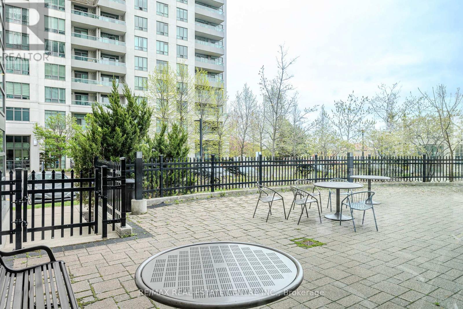 507 - 349 Rathburn Road, Mississauga, Ontario  L5B 0G9 - Photo 38 - W12616544