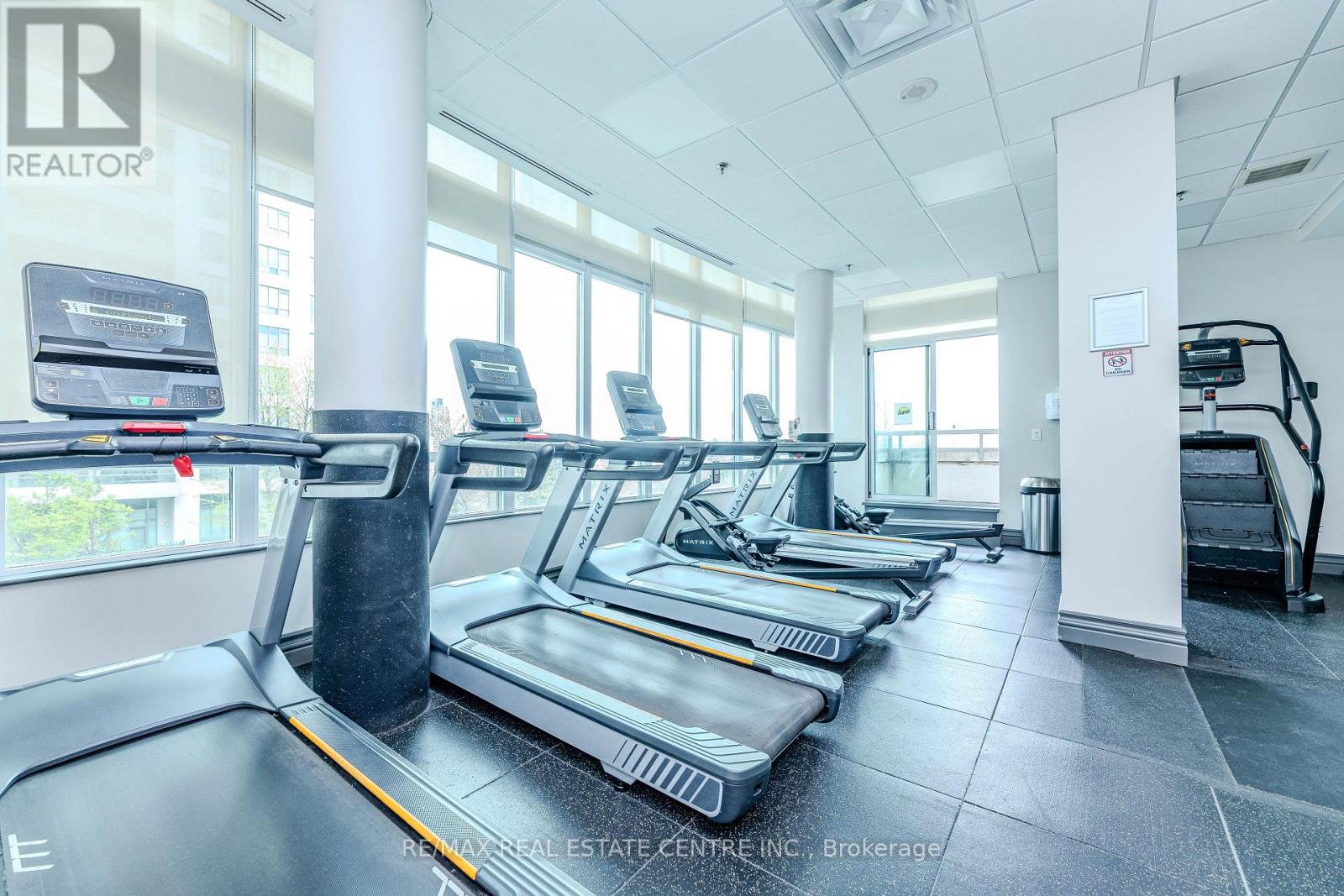 507 - 349 Rathburn Road, Mississauga, Ontario  L5B 0G9 - Photo 39 - W12616544