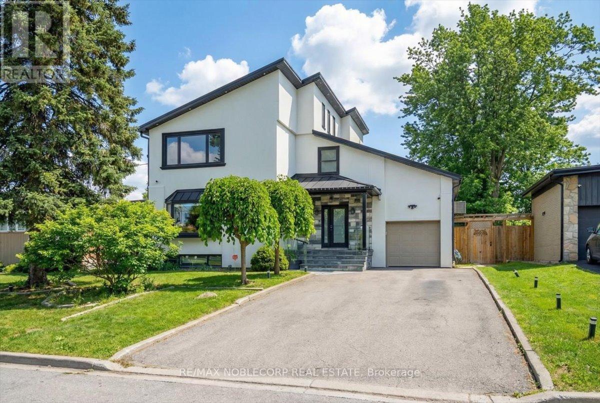 MAIN - 18 FLORIDA CRESCENT, Toronto, Ontario