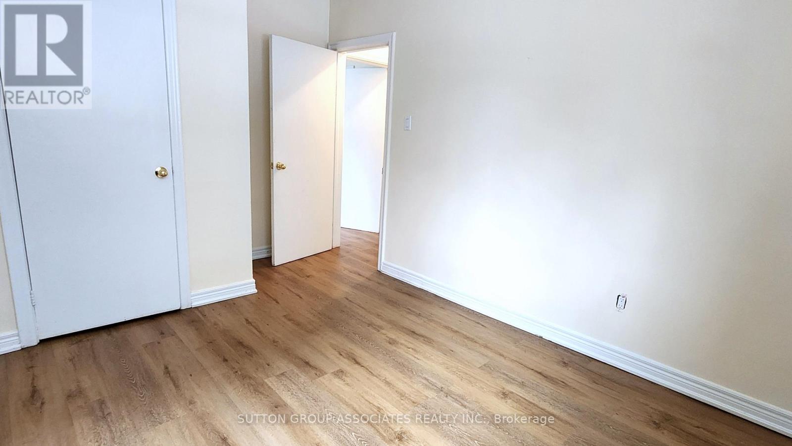 103 - 3 Greenbrook Drive, Toronto, Ontario  M6M 2J8 - Photo 18 - W12616632