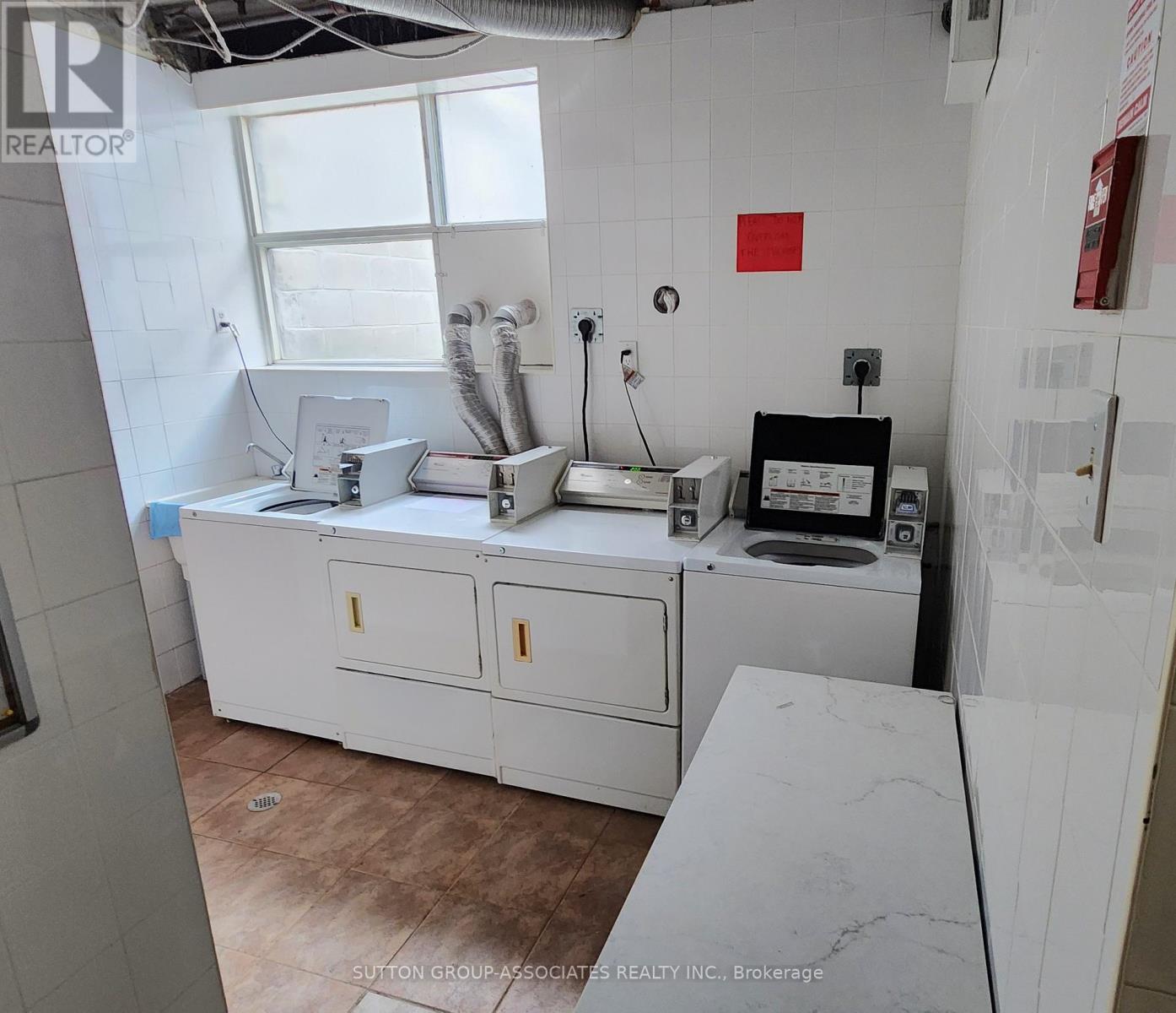 103 - 3 Greenbrook Drive, Toronto, Ontario  M6M 2J8 - Photo 20 - W12616632