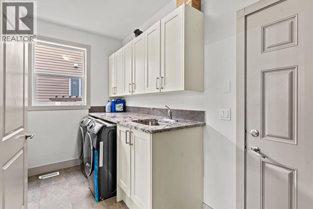 269 Kinniburgh Boulevard, Chestermere, Alberta  T1X 0R7 - Photo 15 - A2264939