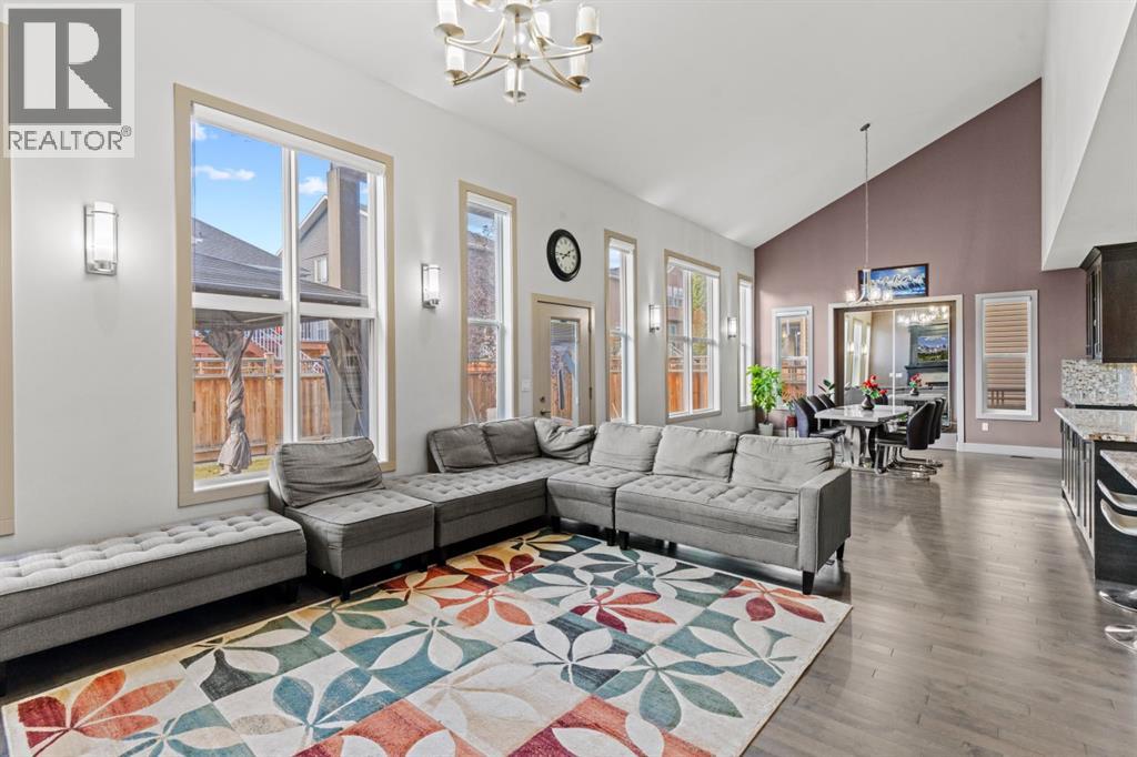 269 Kinniburgh Boulevard, Chestermere, Alberta  T1X 0R7 - Photo 7 - A2264939