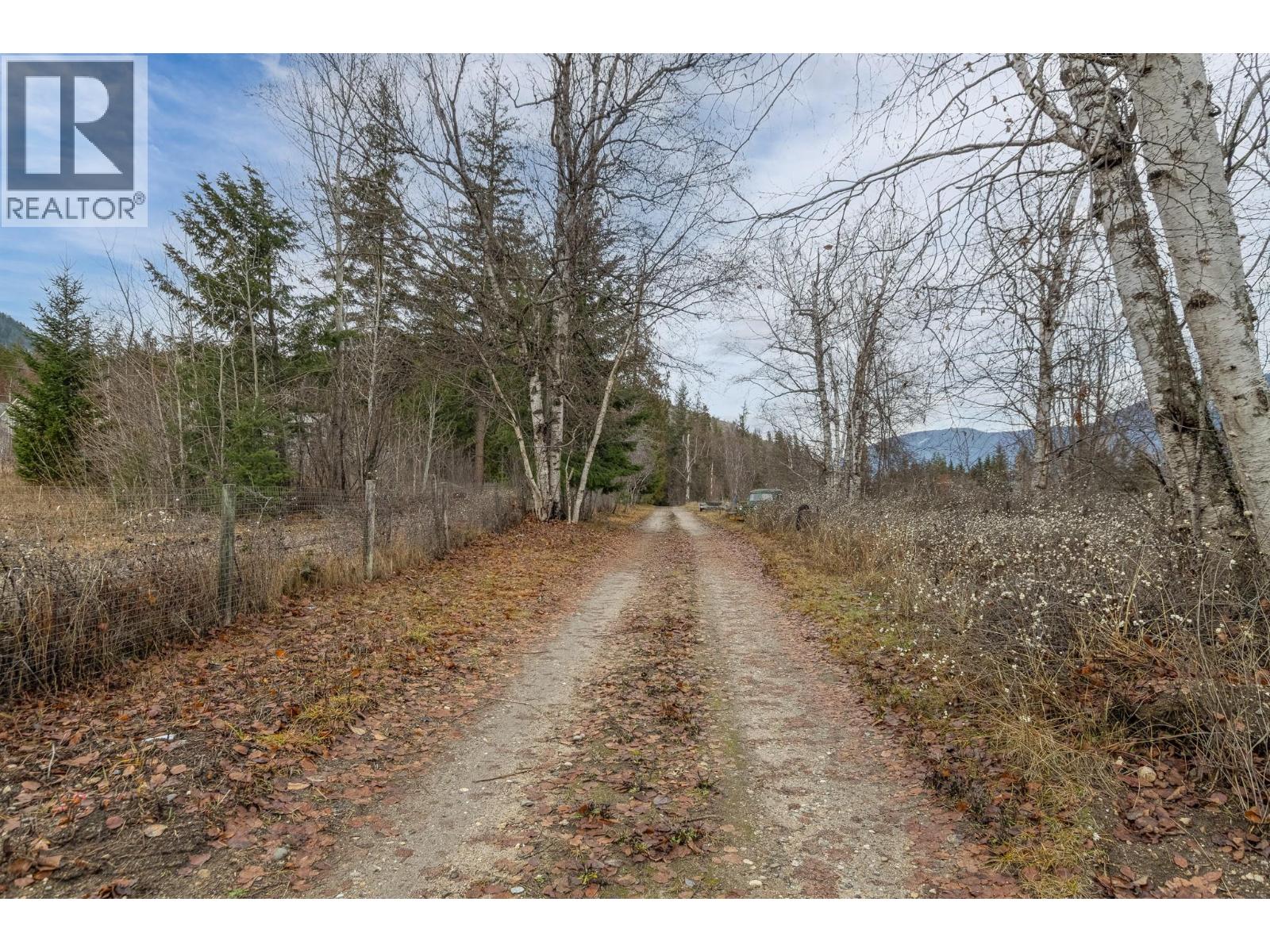 3591 65 Avenue Nw, Salmon Arm, British Columbia  V1E 3A2 - Photo 33 - 10362697