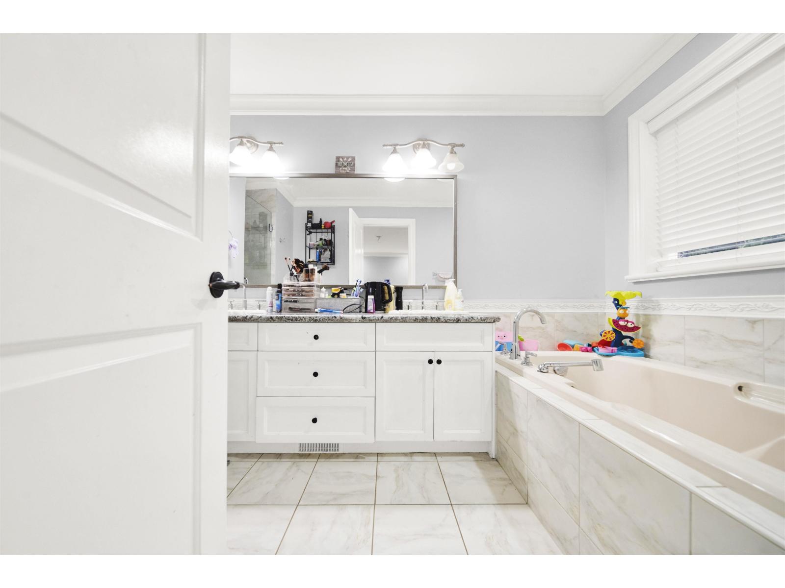 9467 163 Street, Surrey, British Columbia  V4N 3C5 - Photo 28 - R3071104