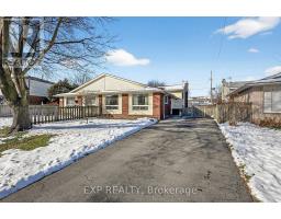 18 FAIRWAY DRIVE, Hamilton, Ontario