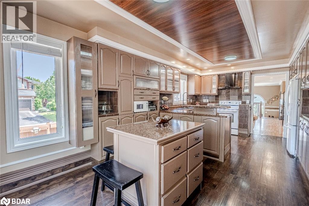 68 Coughlin Road, Barrie, Ontario  L4N 0L5 - Photo 2 - 40793400