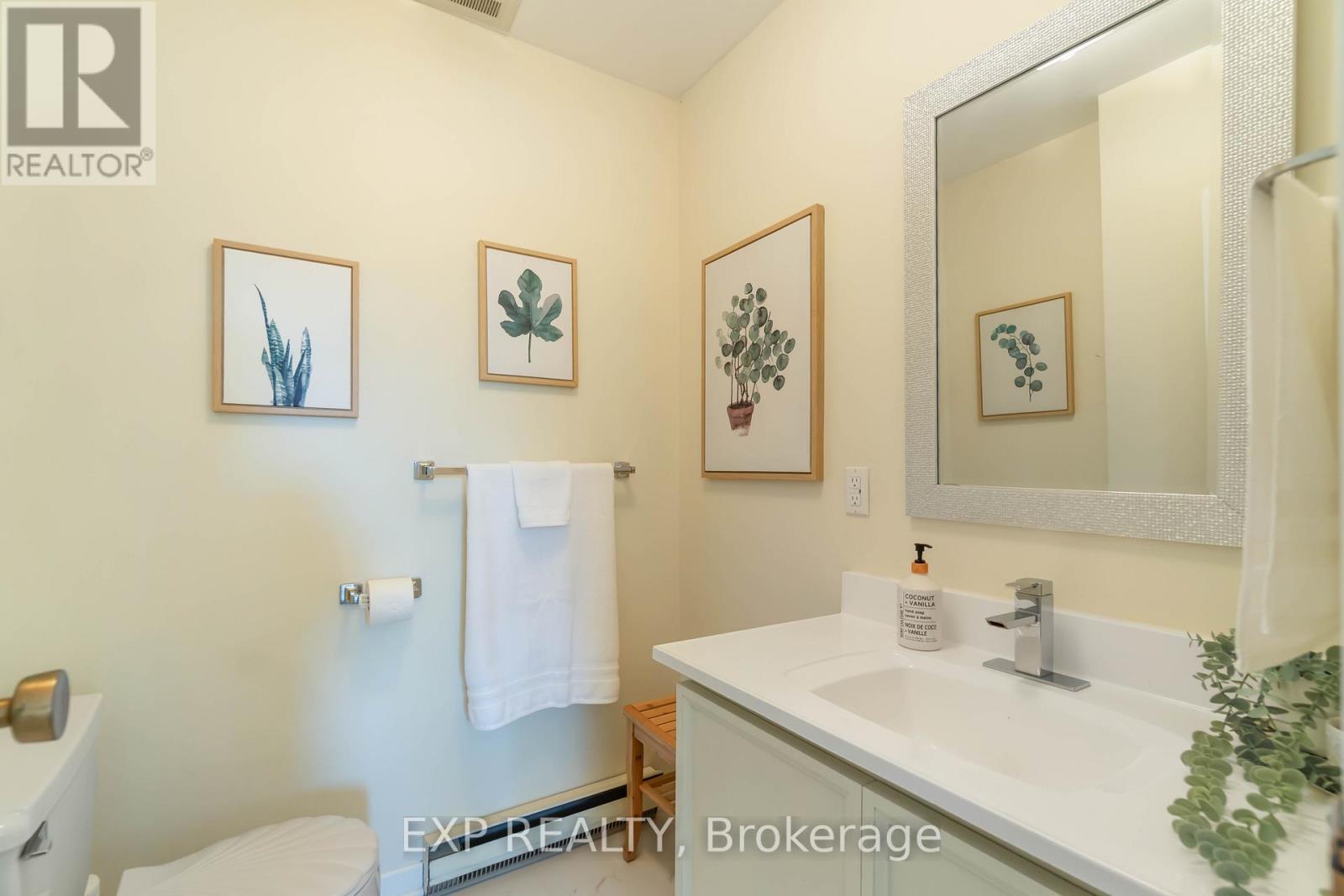 1038 White Lake Road, Arnprior, Ontario  K7S 3G9 - Photo 13 - X12445234