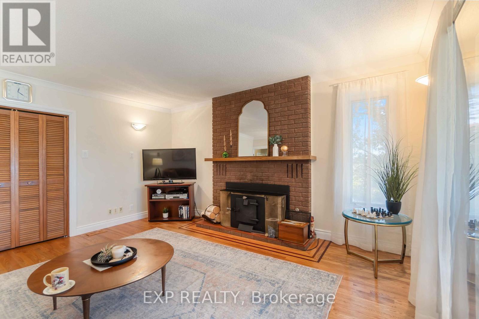 1038 White Lake Road, Arnprior, Ontario  K7S 3G9 - Photo 11 - X12445234