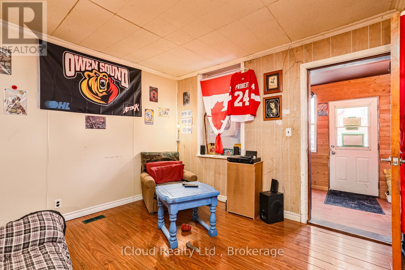 1085 3rd A Avenue E, Owen Sound, Ontario  N4K 2L1 - Photo 5 - X12372318