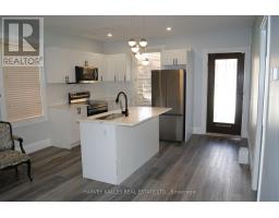 MAIN - 70 CENTRE STREET W, Strathroy-Caradoc, Ontario