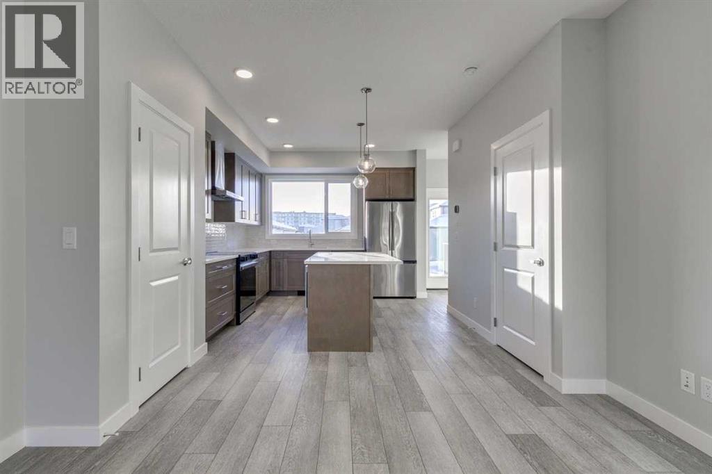 121 Silverton Glen Way Sw, Calgary, Alberta  T2X 5B9 - Photo 9 - A2259451