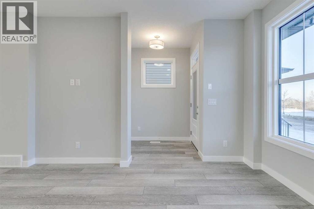 121 Silverton Glen Way Sw, Calgary, Alberta  T2X 5B9 - Photo 4 - A2259451