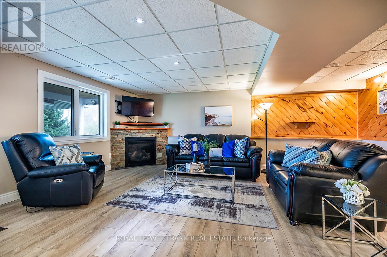 25 Shelley Drive, Kawartha Lakes, Ontario  K0M 2C0 - Photo 32 - X12508194