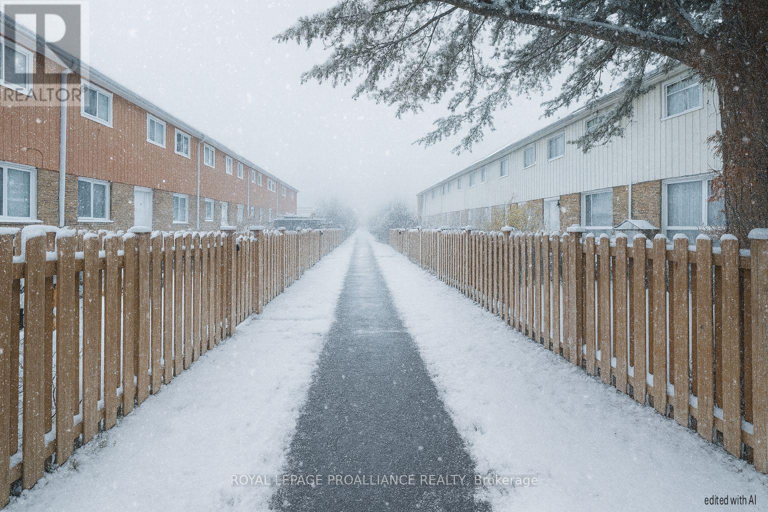 19 - 15 Tracey Park Drive, Belleville, Ontario  K8P 4R4 - Photo 26 - X12509280