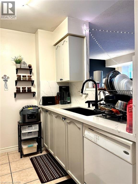 710 Humberwood Boulevard Unit# 606, Toronto, Ontario  M9W 7J4 - Photo 11 - 40793358