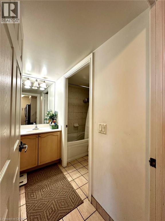 710 Humberwood Boulevard Unit# 606, Toronto, Ontario  M9W 7J4 - Photo 6 - 40793358