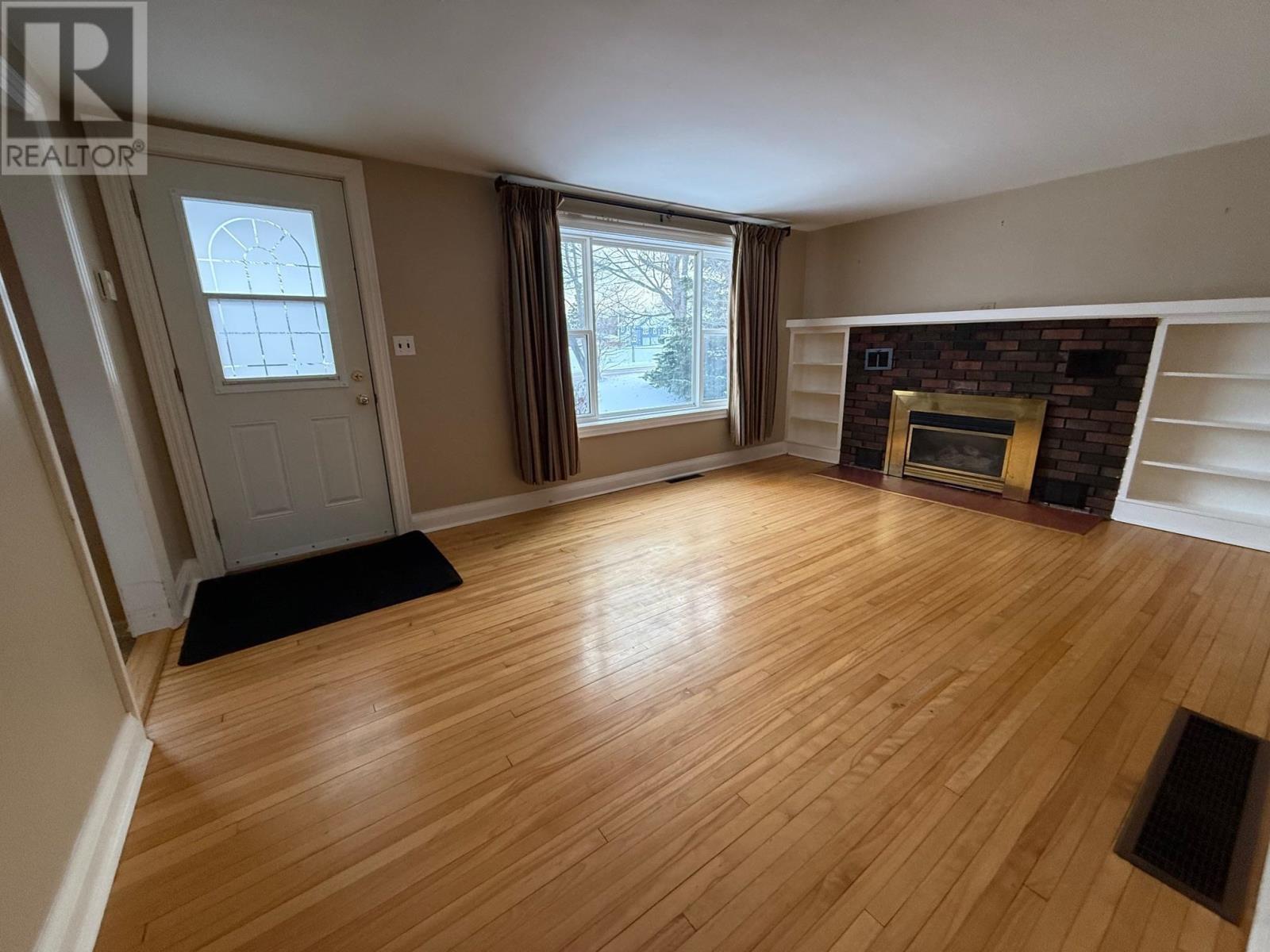 259 Schurman Avenue, Summerside, Prince Edward Island  C1N 2C8 - Photo 9 - 202529306