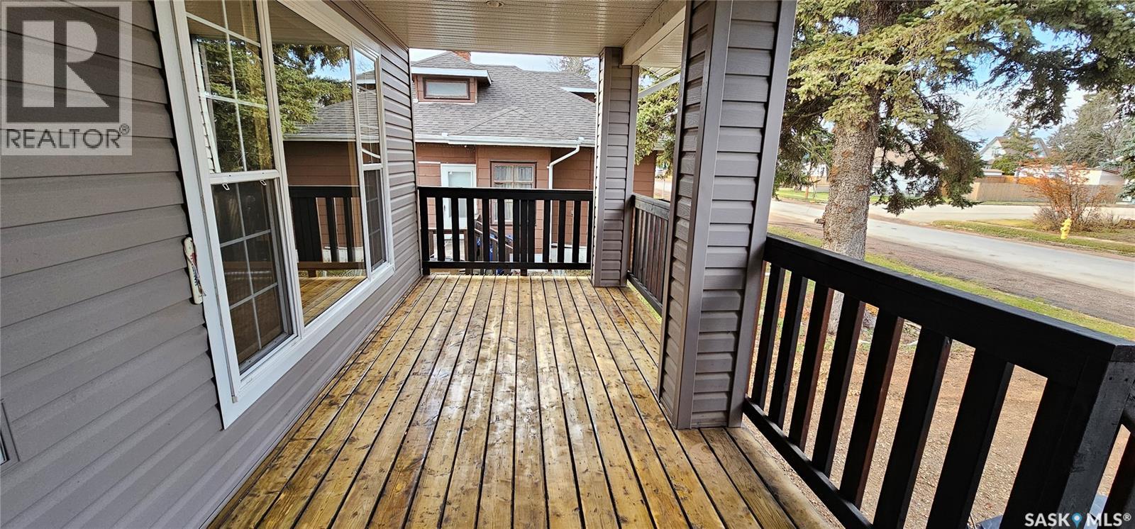 317 Burrows Avenue W, Melfort, Saskatchewan  S0E 1A0 - Photo 4 - SK022213