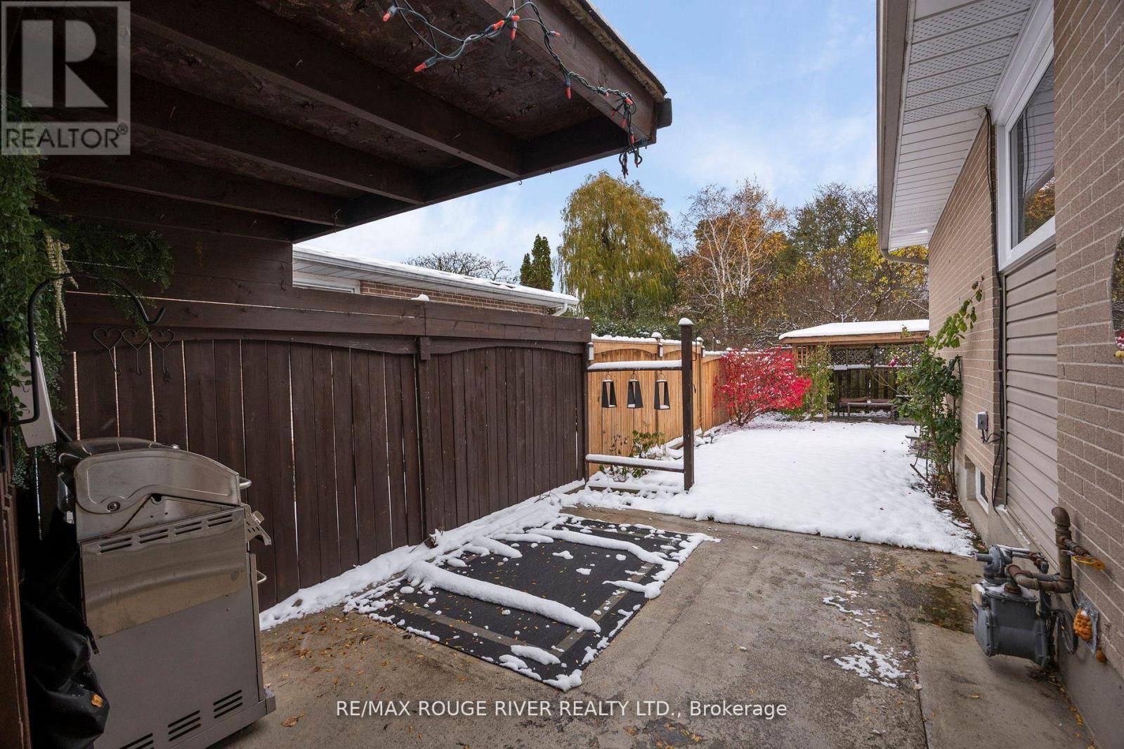 819 Sanok Drive, Pickering, Ontario  L1W 2R1 - Photo 35 - E12616580