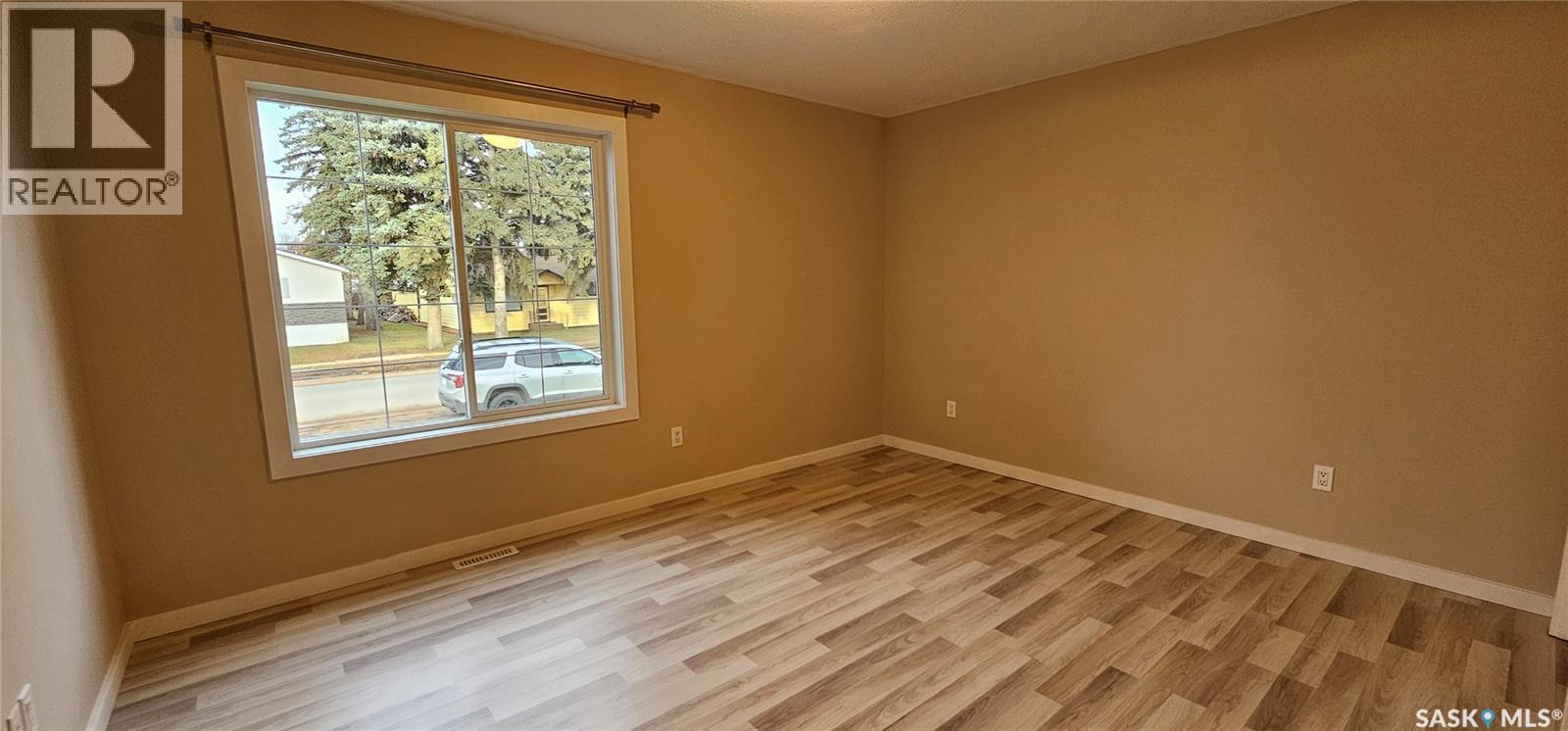 317 Burrows Avenue W, Melfort, Saskatchewan  S0E 1A0 - Photo 17 - SK022213