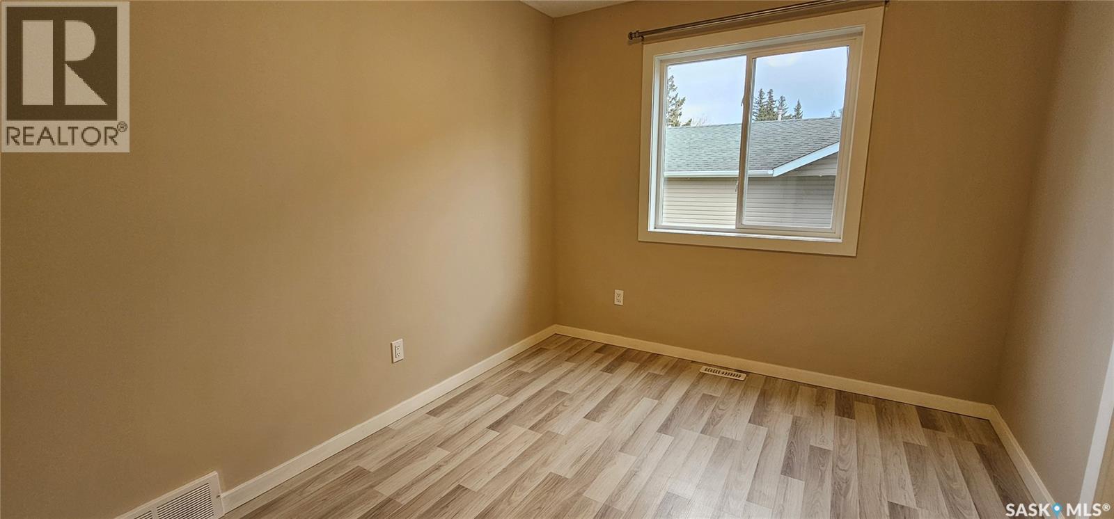 317 Burrows Avenue W, Melfort, Saskatchewan  S0E 1A0 - Photo 14 - SK022213