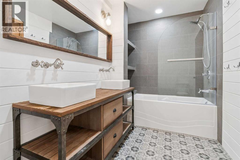 3 Redwood Meadows Close, Rural Rocky View County, Alberta  T3Z 1A3 - Photo 37 - A2271886