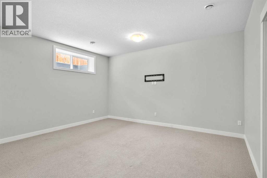 136 Drake Landing Gardens, Okotoks, Alberta  T1S 0P9 - Photo 32 - A2274031