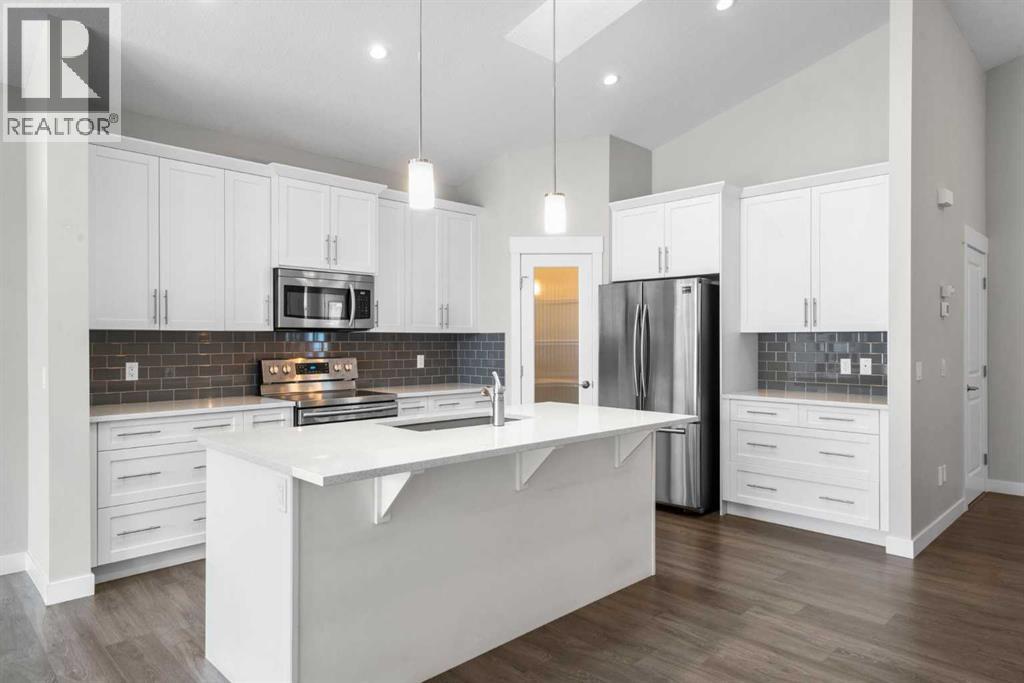 136 Drake Landing Gardens, Okotoks, Alberta  T1S 0P9 - Photo 11 - A2274031