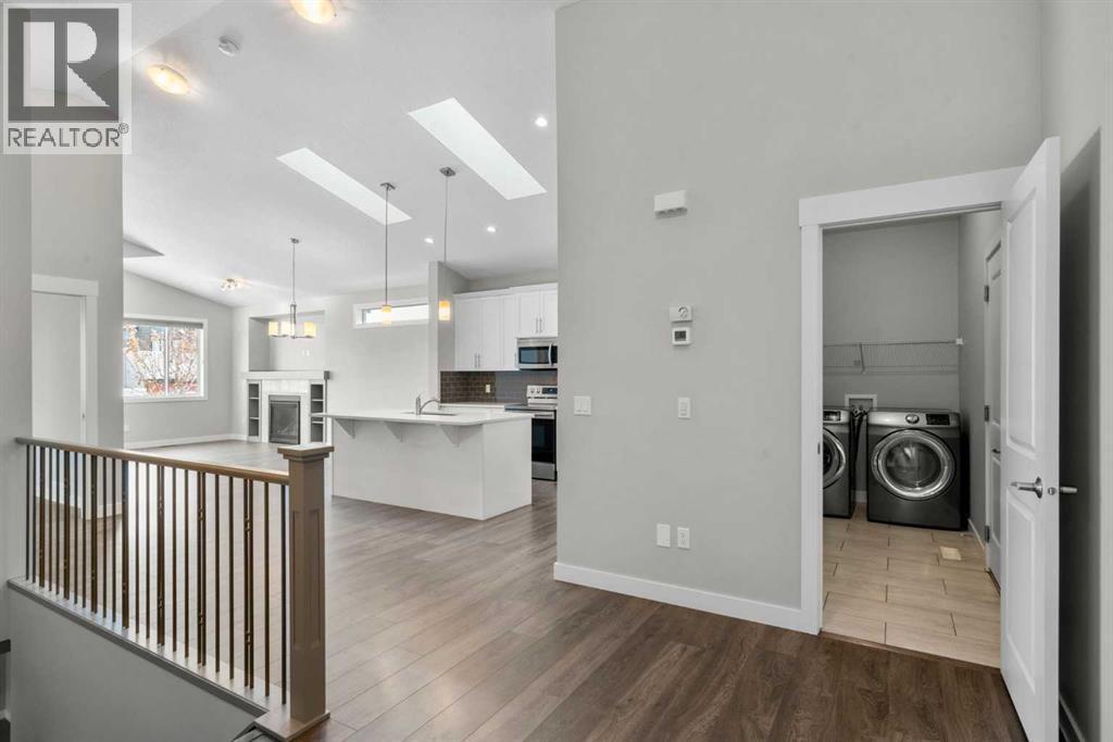 136 Drake Landing Gardens, Okotoks, Alberta  T1S 0P9 - Photo 7 - A2274031