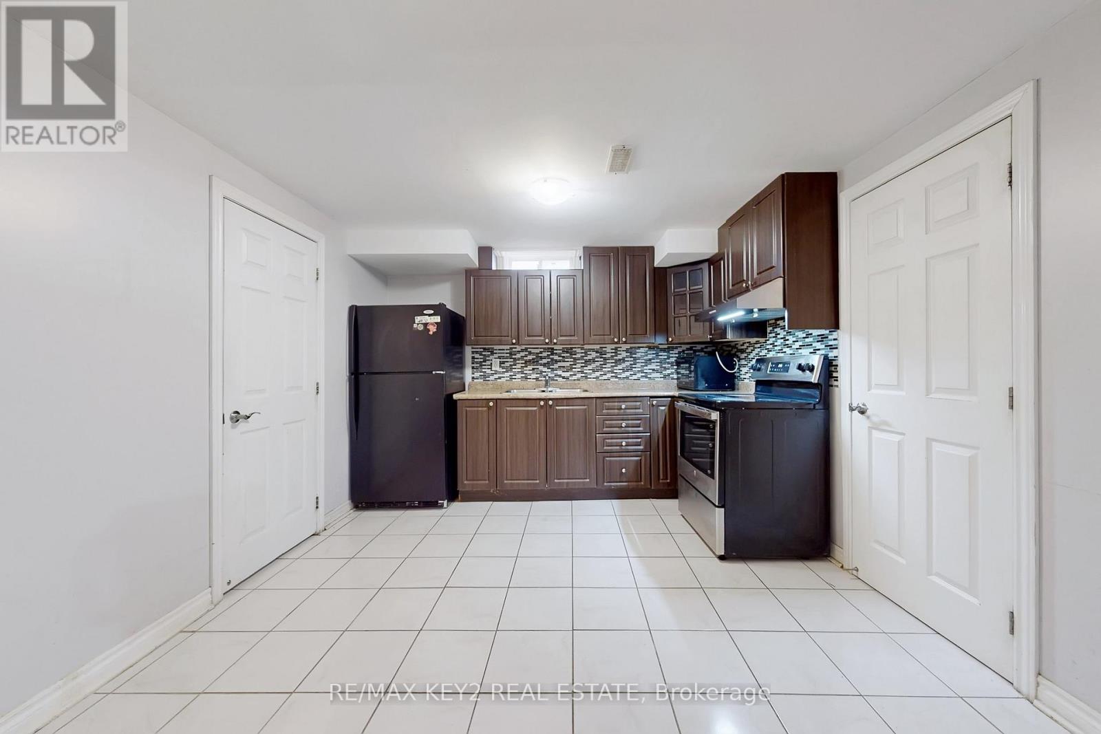 Bsmt - 58 Hummingbird Drive, Toronto, Ontario  M1X 1Y2 - Photo 4 - E12616666