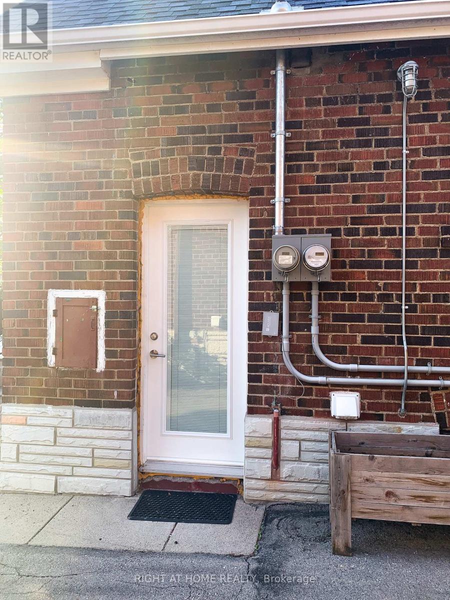 Basement - 75 Binswood Avenue, Toronto, Ontario  M4C 3N8 - Photo 2 - E12616684