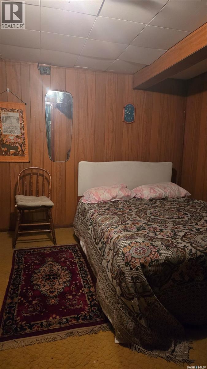 832 Peters Avenue, Oxbow, Saskatchewan  S0C 2B0 - Photo 9 - SK025484