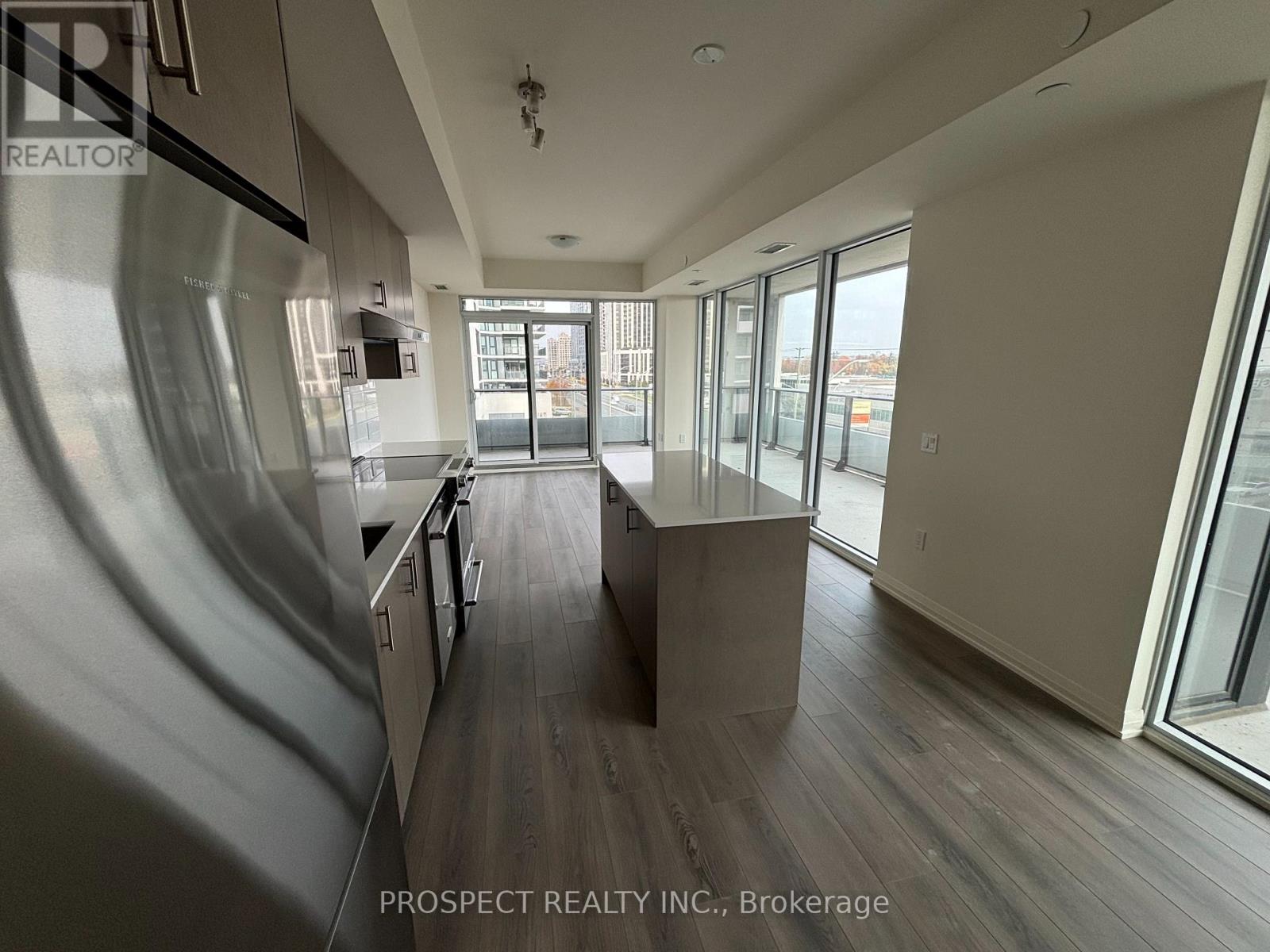 305 - 8960 Jane Street, Vaughan, Ontario  L4K 2M9 - Photo 5 - N12616636