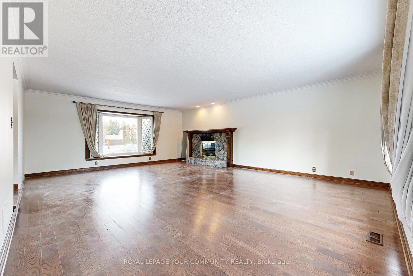 231 Ridge Road, Aurora, Ontario  L4G 0M3 - Photo 7 - N12616698