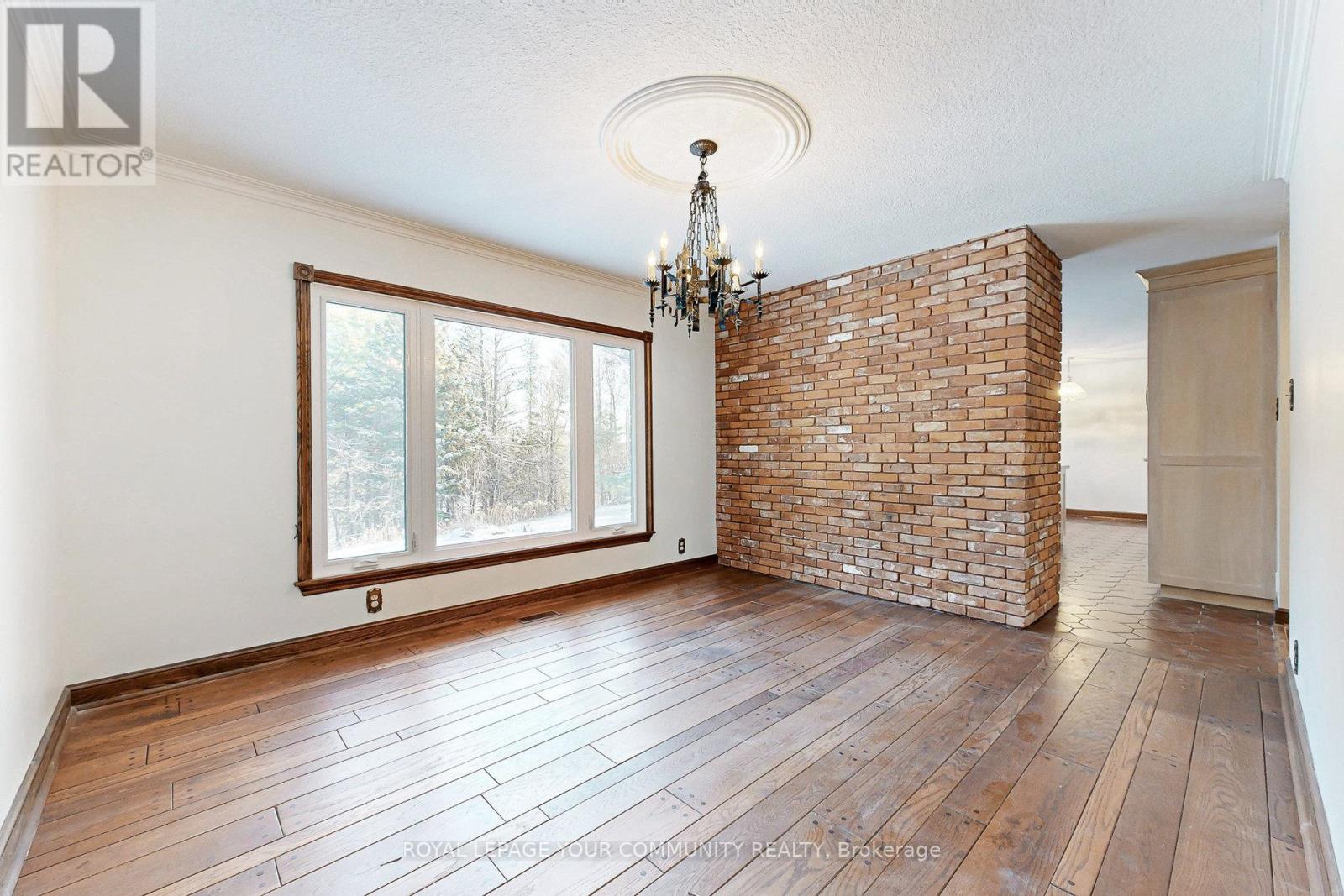 231 Ridge Road, Aurora, Ontario  L4G 0M3 - Photo 8 - N12616698