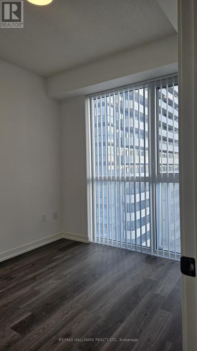 1010 - 8 Interchnage Way, Vaughan, Ontario  L4K 4M3 - Photo 13 - N12616708