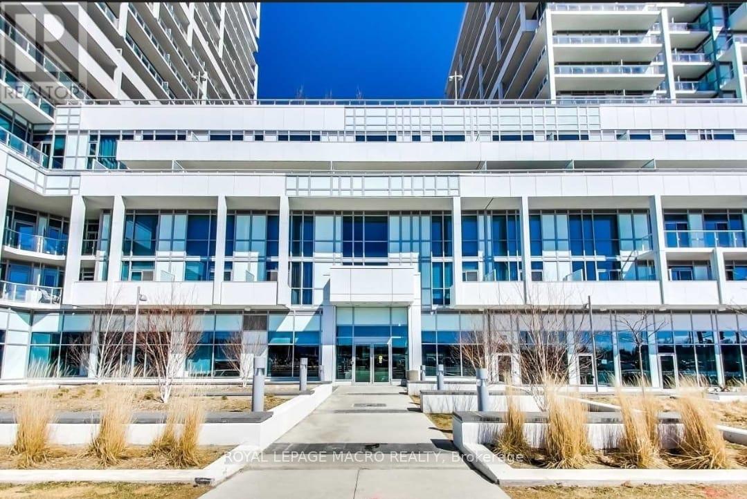 906 - 55 Speers Road, Oakville, Ontario  L6K 3R6 - Photo 2 - W12616638