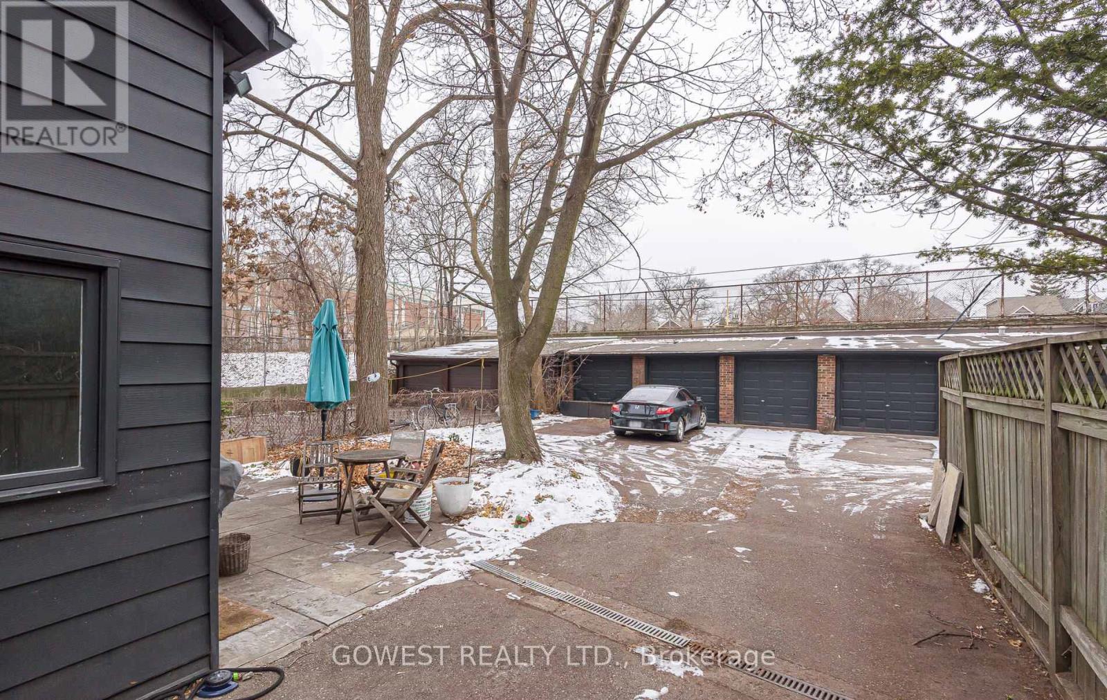 5 - 312 Quebec Avenue, Toronto, Ontario  M6P 2V3 - Photo 16 - W12616640