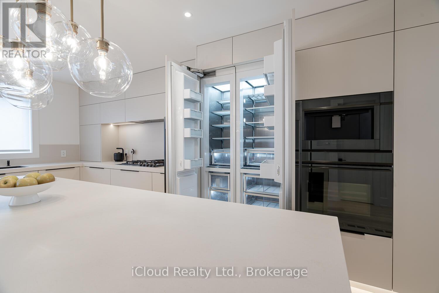 5389 Kindos Street, Burlington, Ontario  L7L 7M6 - Photo 15 - W12616690