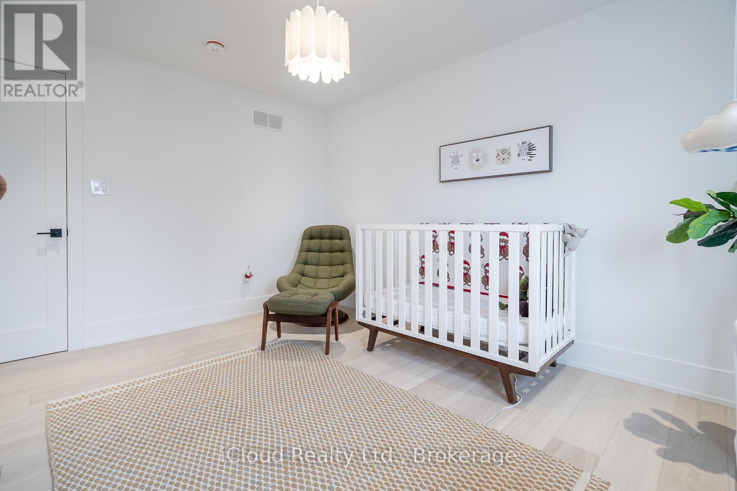 5389 Kindos Street, Burlington, Ontario  L7L 7M6 - Photo 30 - W12616690