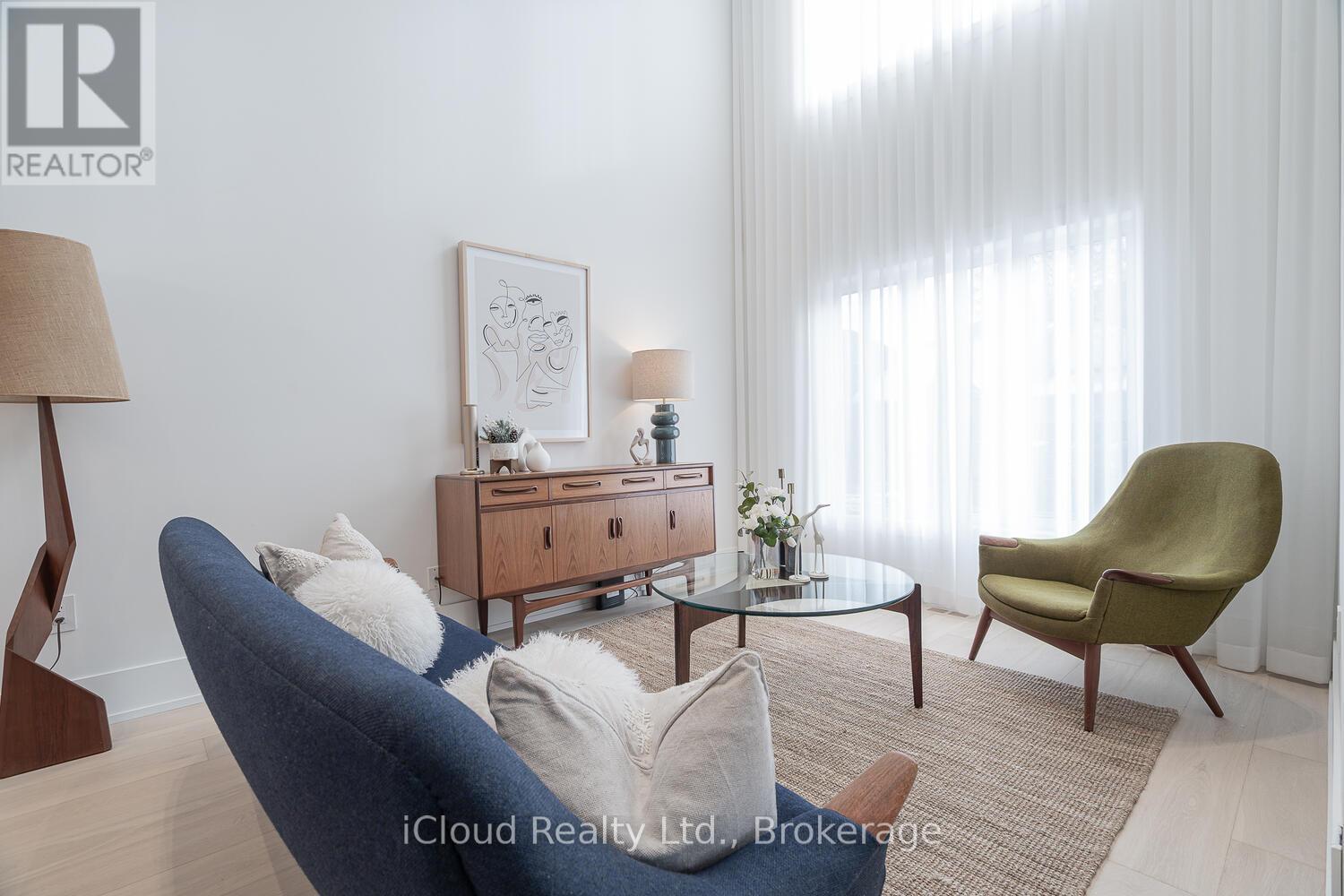 5389 Kindos Street, Burlington, Ontario  L7L 7M6 - Photo 4 - W12616690