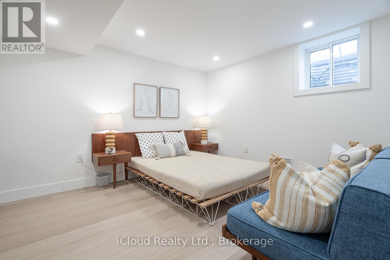 5389 Kindos Street, Burlington, Ontario  L7L 7M6 - Photo 44 - W12616690