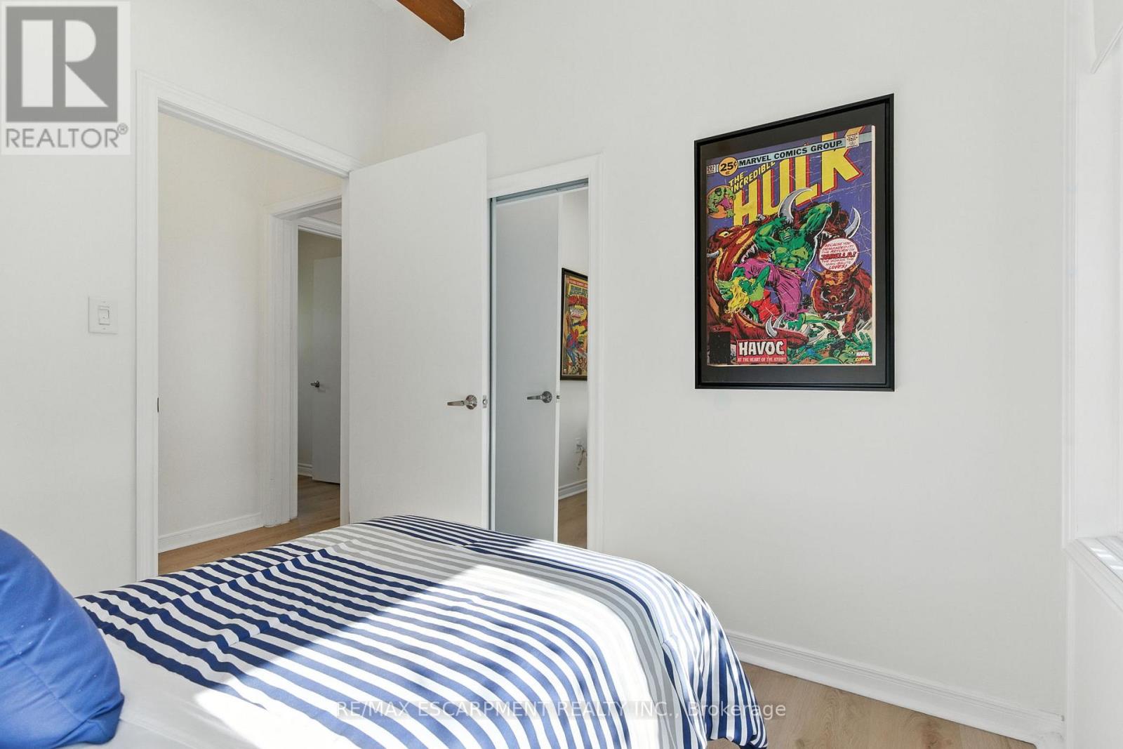 230 South Service Road, Mississauga, Ontario  L5G 2S1 - Photo 36 - W12616694