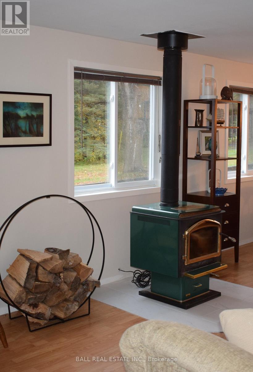 86 Renwick Road, North Kawartha, Ontario  K0L 1A0 - Photo 4 - X12616792