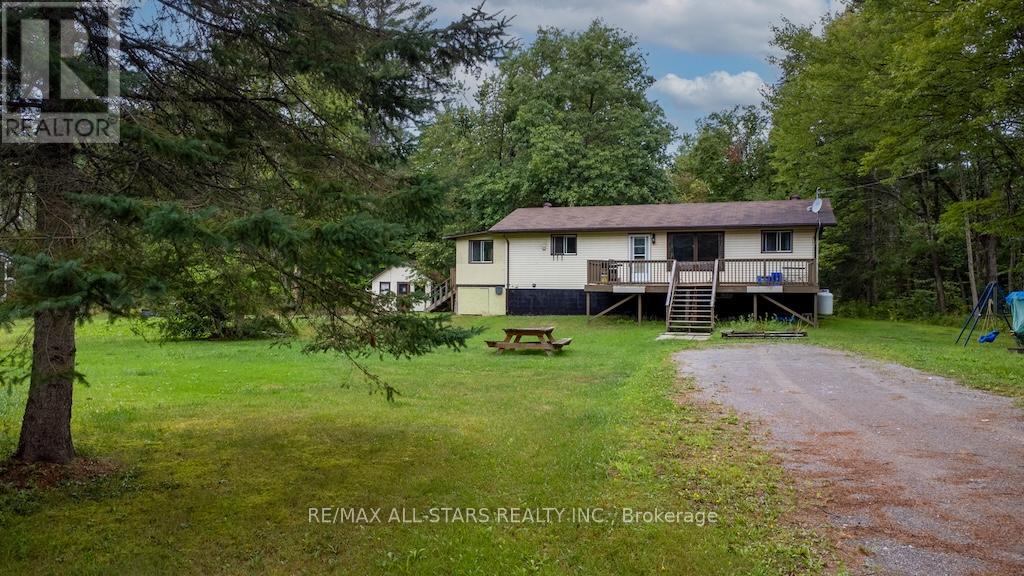31 Morrison Street, Kawartha Lakes, Ontario  K0M 2L0 - Photo 1 - X12616806
