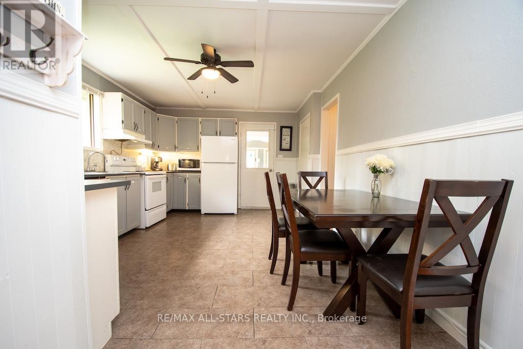 31 Morrison Street, Kawartha Lakes, Ontario  K0M 2L0 - Photo 11 - X12616806