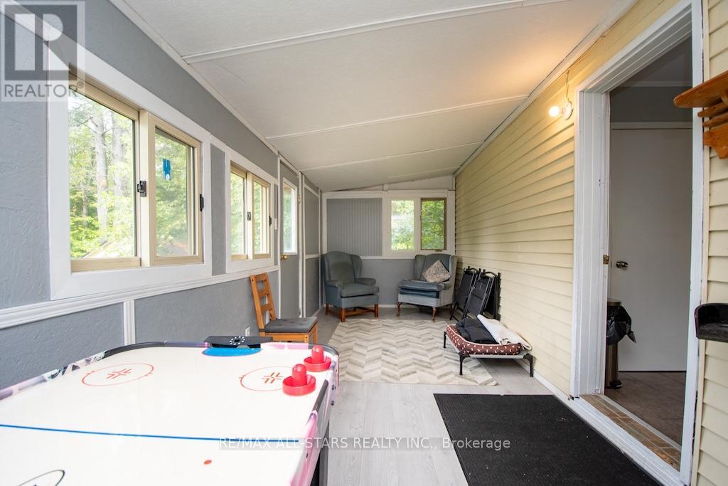 31 Morrison Street, Kawartha Lakes, Ontario  K0M 2L0 - Photo 4 - X12616806